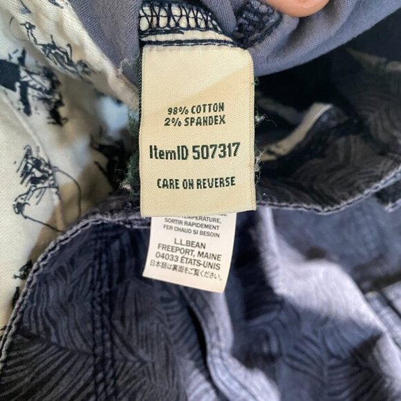 L.L. Bean Cargo Shorts Womens 12 Reg Blue Floral All Over Print Hiking Stretch - Picture 5 of 9